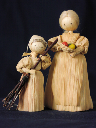 2 small cornhusk dolls